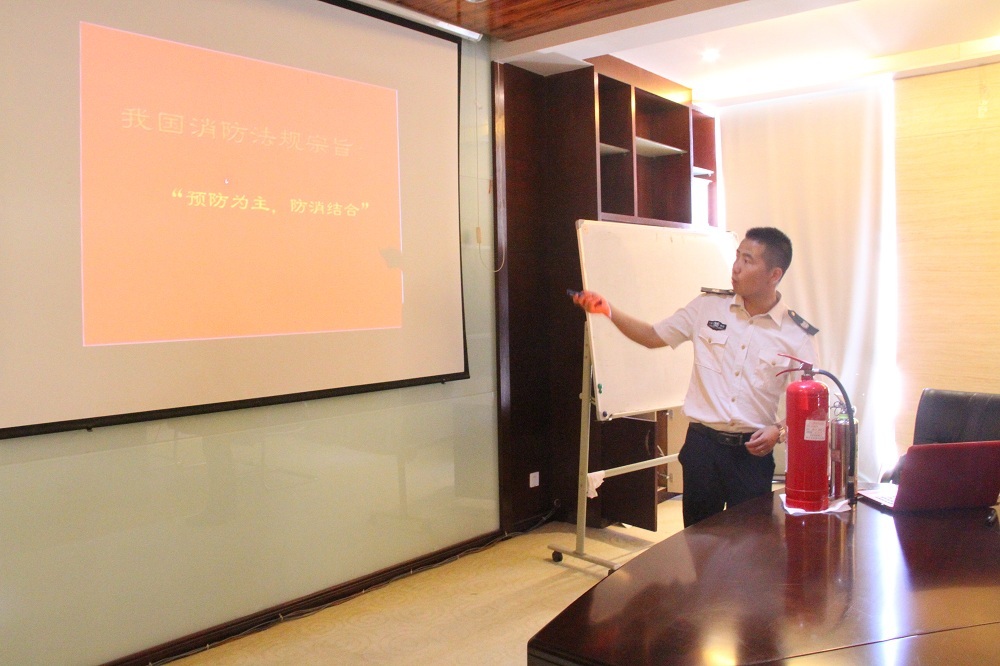 金强建材特邀请福建六进消防中心教官开展消防安全培训