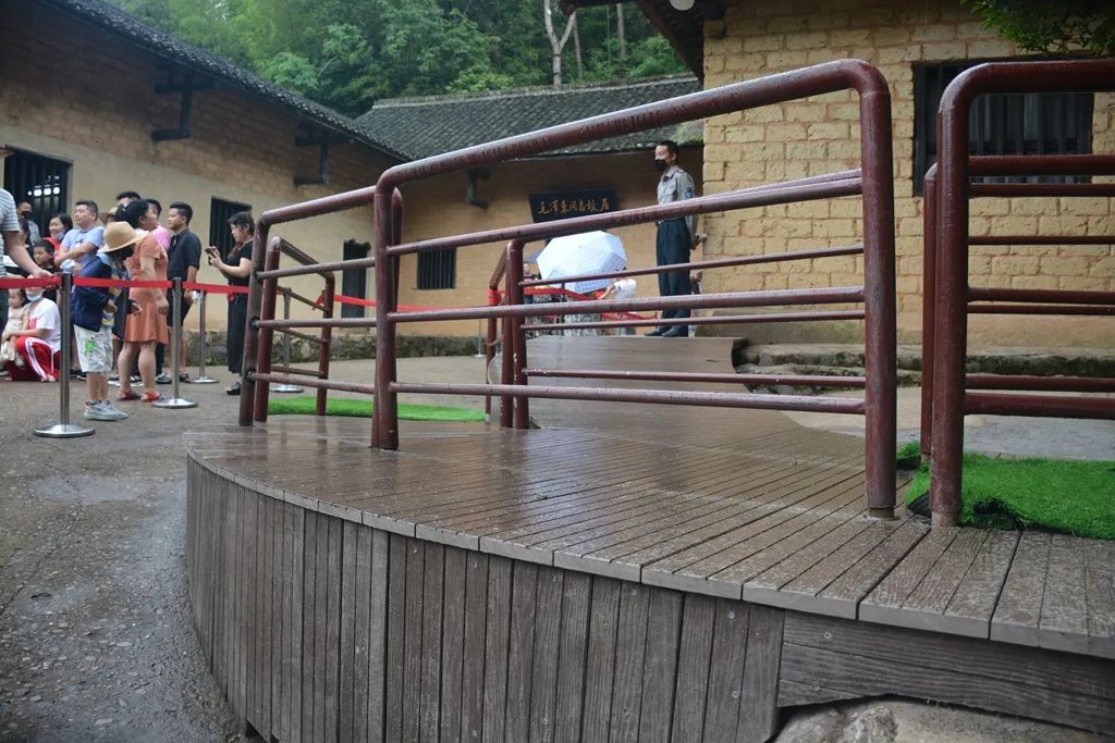 原风貌修缮，金强TKK栈道板助力毛泽东故居纪念馆“新装亮相”