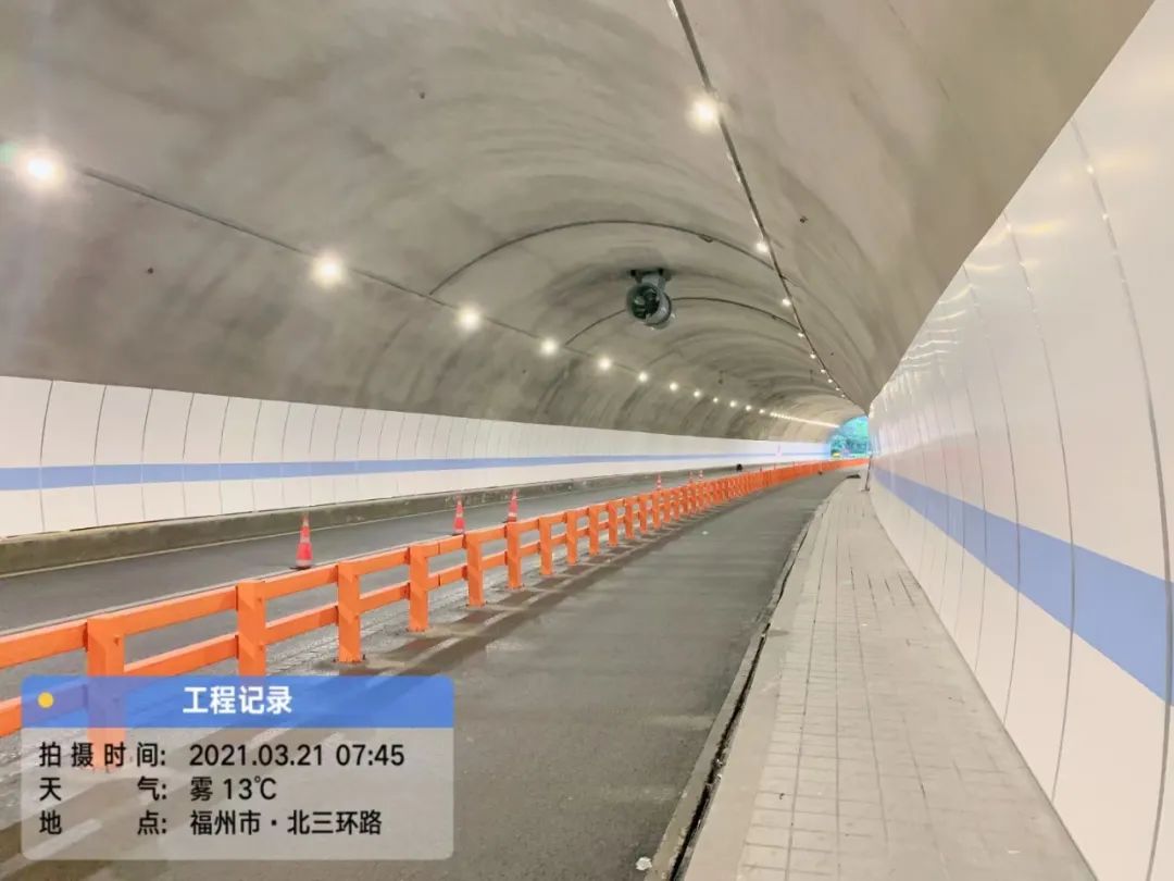 金强速度！2天完成罗汉山隧道辅洞墙面装修装饰工程！